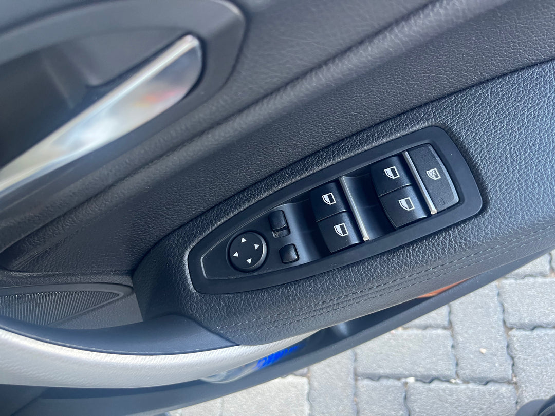 Power Folding Mirrors Retrofit - BMW CUSTOMZ 