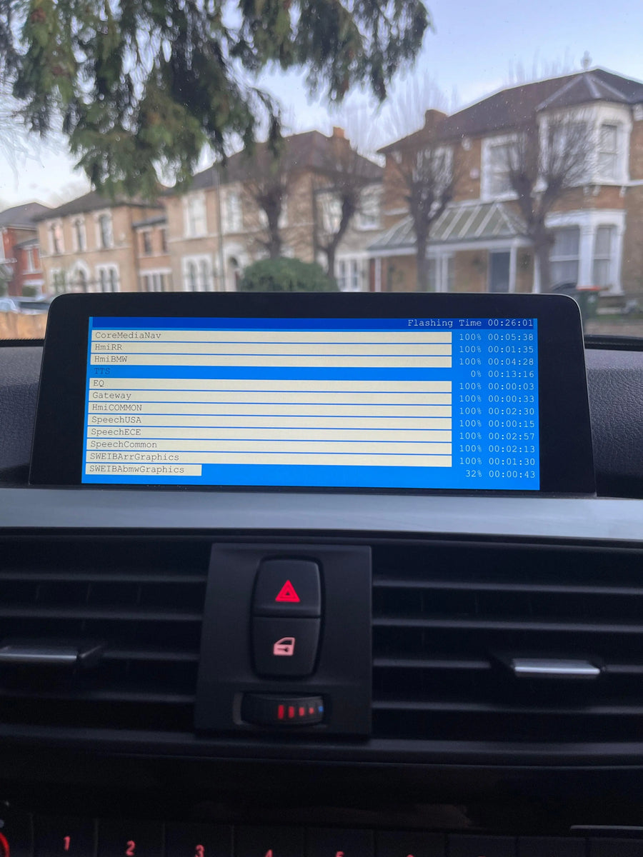NBT EVO Software Update for Full Screen CarPlay - BMW CUSTOMZ – BMW CUSTOMZ